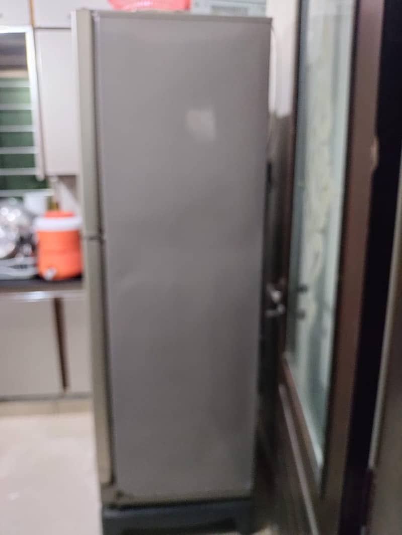 Pell refrigerator 0