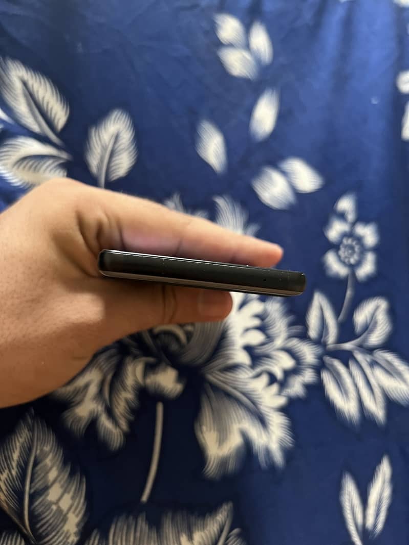 Google Pixel 6a 4