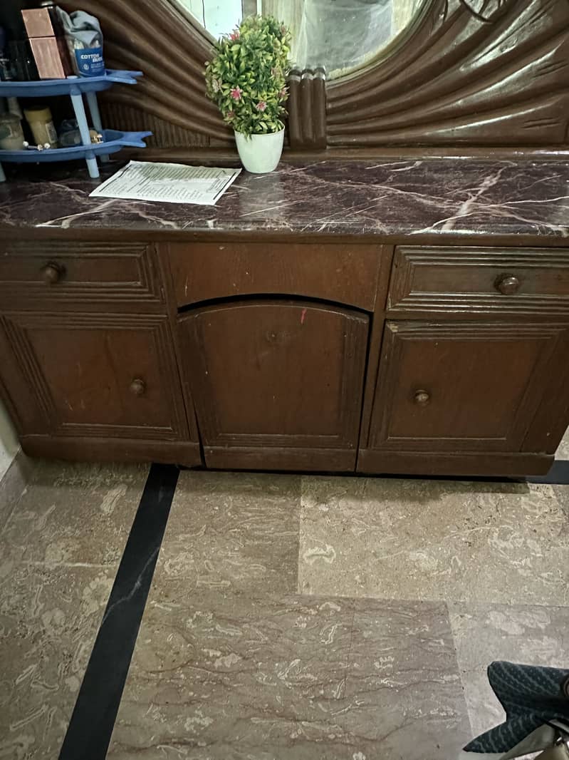 Dressing table 1