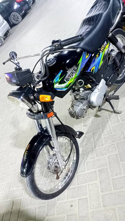 unique UD 70 2023 11 month Model Karachi num 1st owner Genuine
