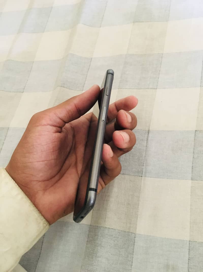 Apple iPhone 8 9