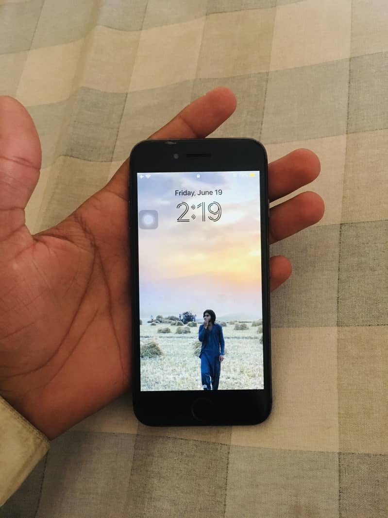 Apple iPhone 8 10