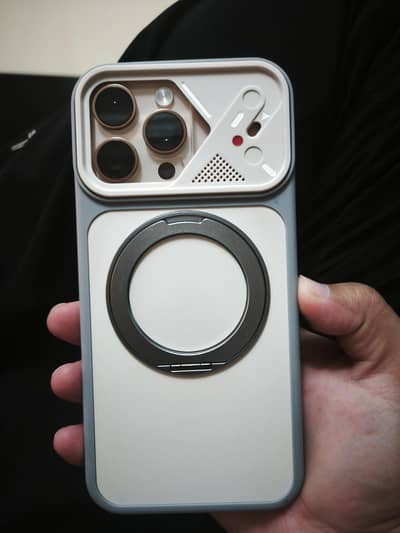 IPHONE 16 PRO MAX | 3 MONTHS USED | SCRATCHELSS