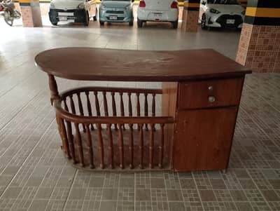 D SHAPE IRON STAND WITH (STORAGE SPACE AND DRAWERS)