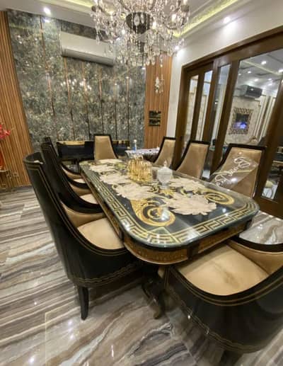 8 Chairs 1 dining table