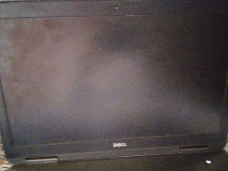 Dell E5540 1