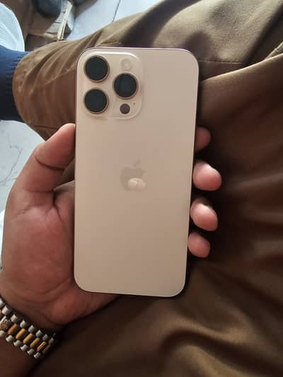 Apple iPhone 16 Pro Max