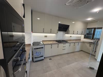 Lake view - 2 bed Apartments For Sale