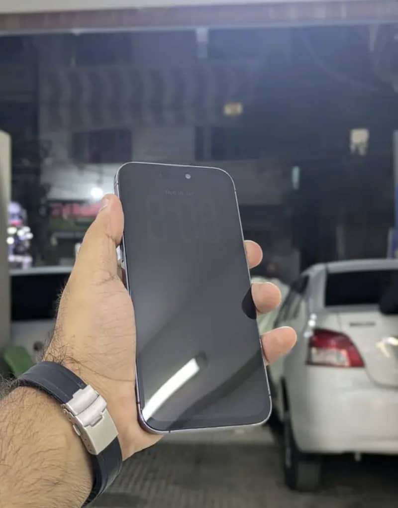 iPhone 14 Pro Max 5