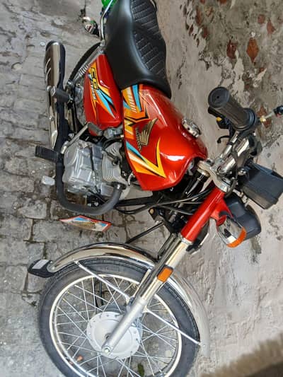 Honda 125 it's a gift for Honda lover
