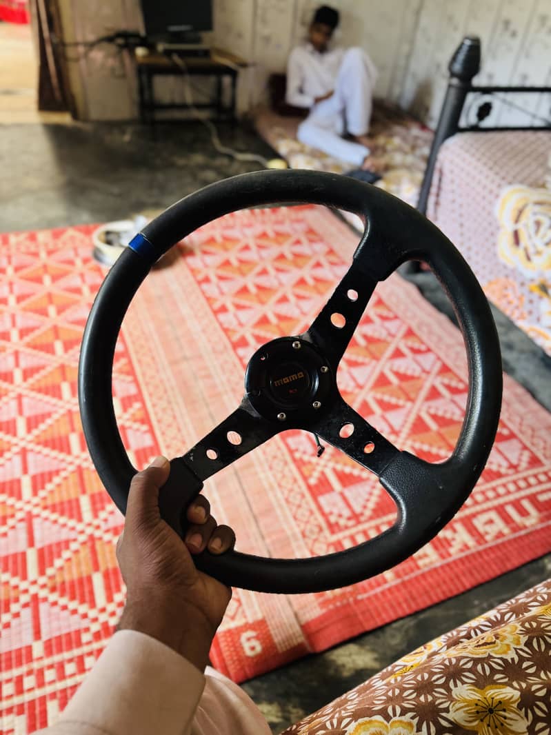 Deep steering wheel 0