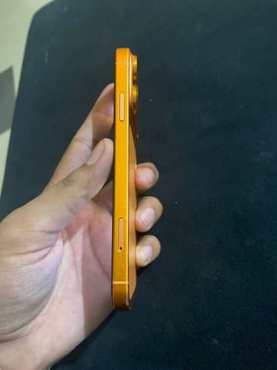 Apple iPhone XR convert 17pro