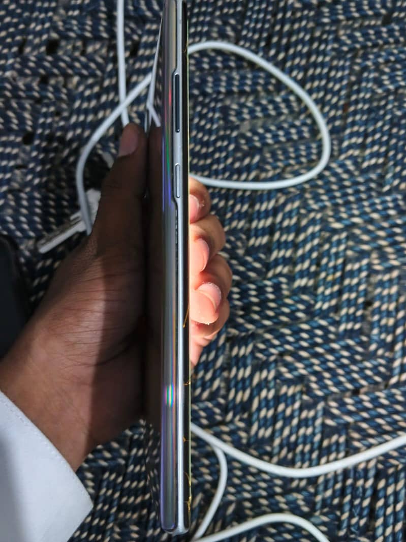 Samsung Mobile Note 10 Plus 3