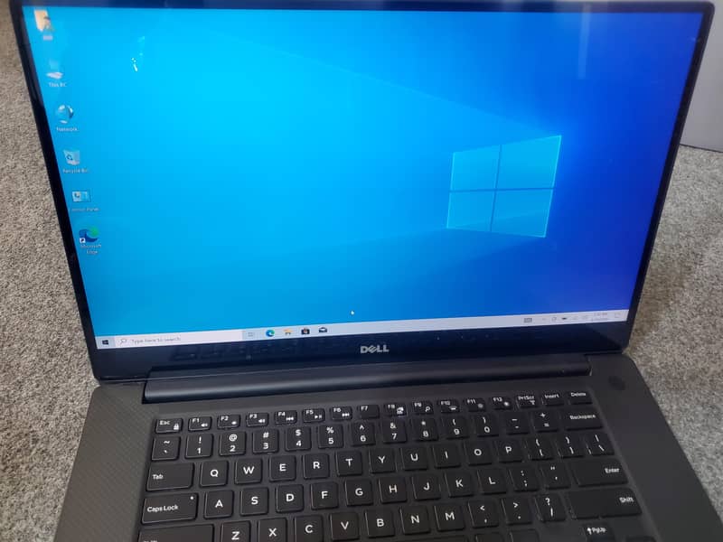 DELL PRECISION 5520 1