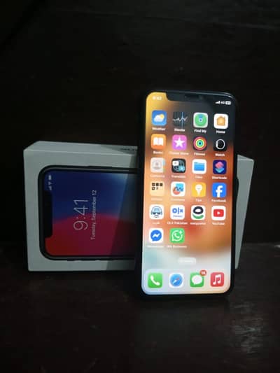 iPhone X 64 gb pta aprvd with original box just battery changed