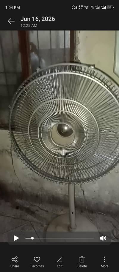 SK modal brand new fan 10/10