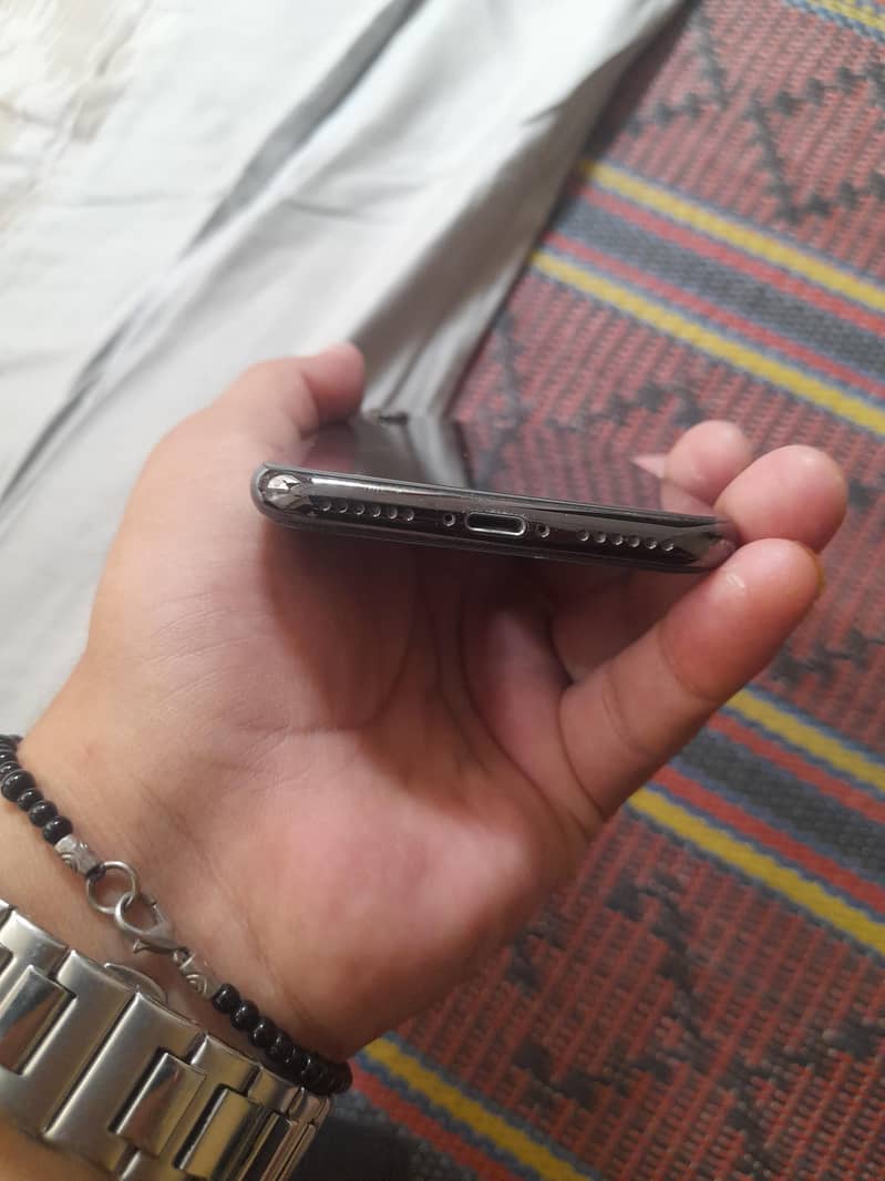 Apple iPhone X 2