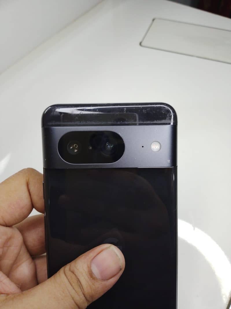 Google Pixel 8 1