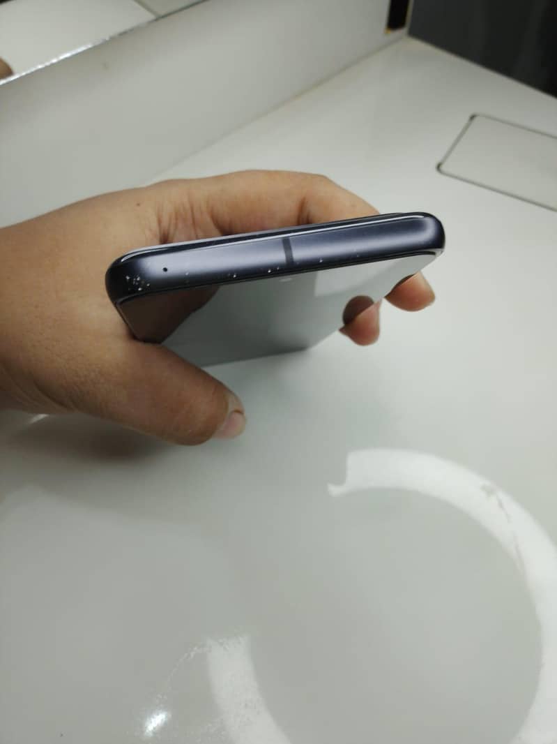 Google Pixel 8 3