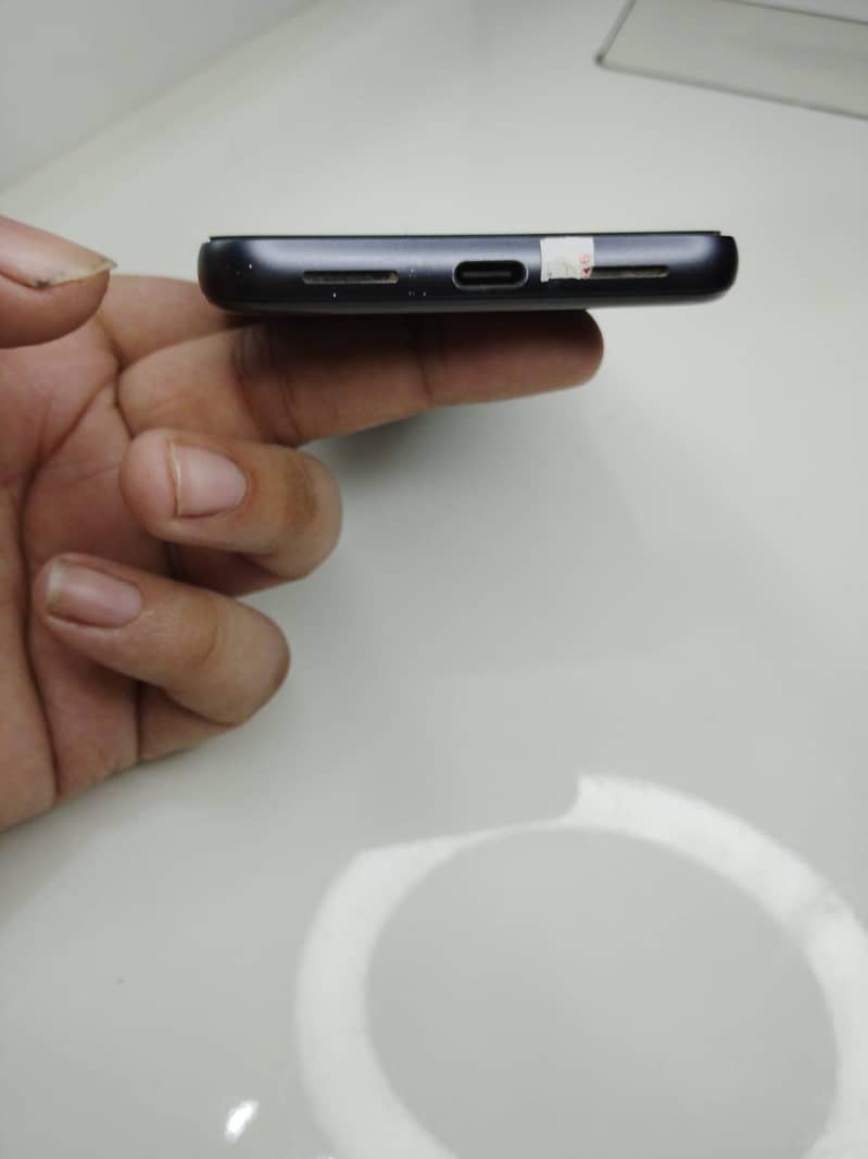 Google Pixel 8 6