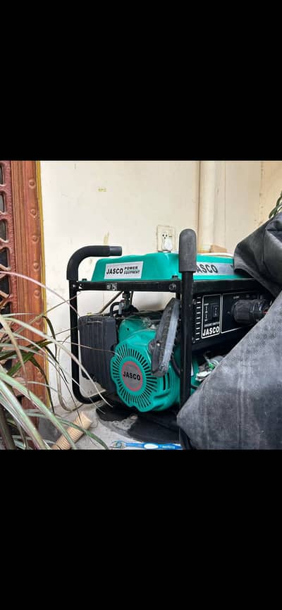 Jasco 1.5 KVA Petrol slightly used, new like.