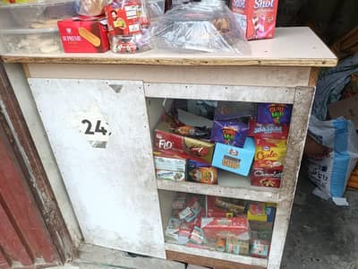 shop rack 2 @ 1 counter