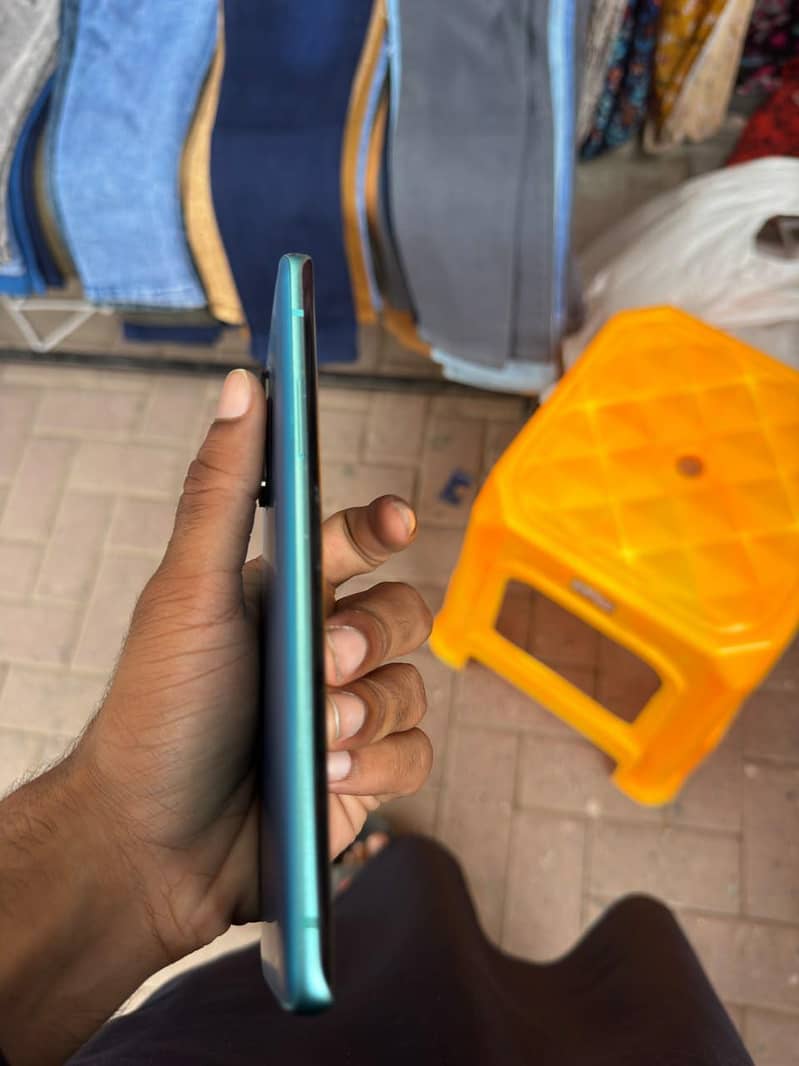 One Plus 8 pro 4