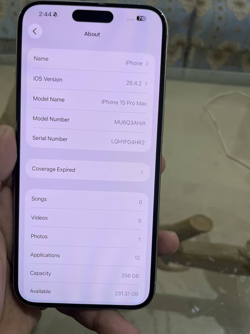 Apple iPhone 15 Pro Max 2