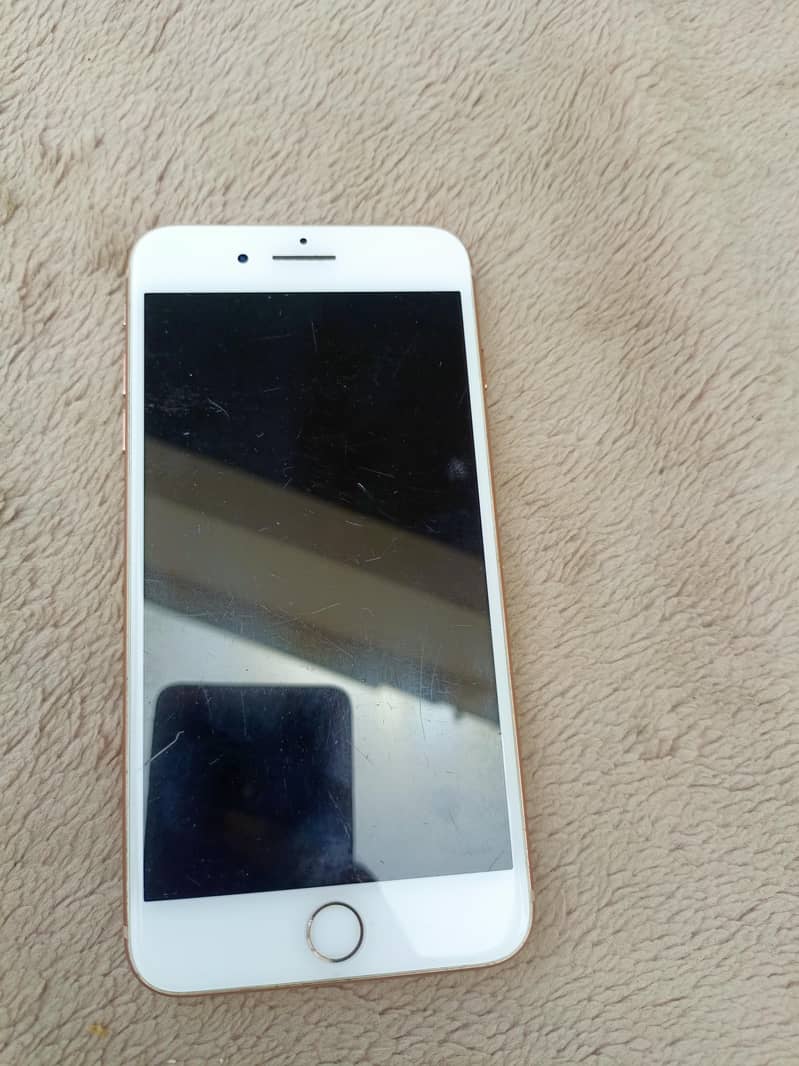 Apple iPhone 8 Plus 2
