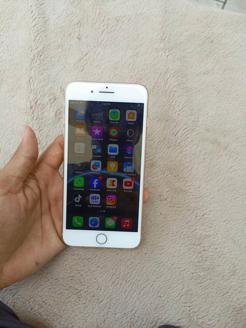 Apple iPhone 8 Plus 6