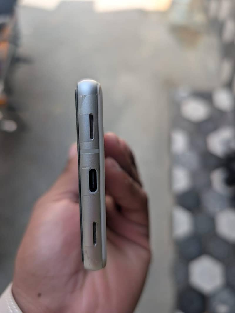 Google Pixel 7a 3