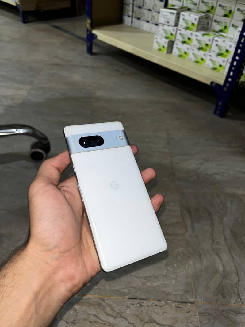 Google Pixel 7 6