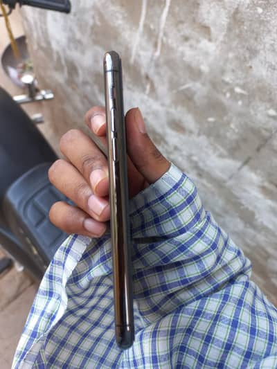 Apple iPhone 11 Pro