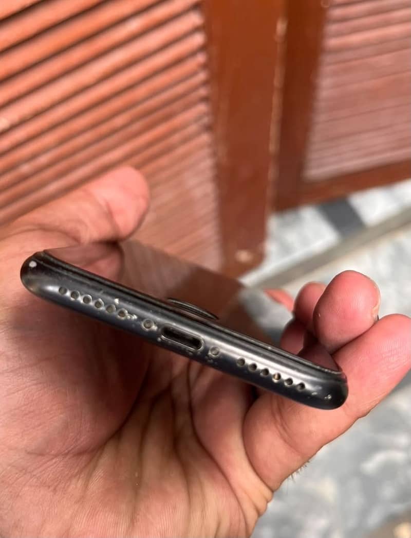 Apple iPhone 7 4