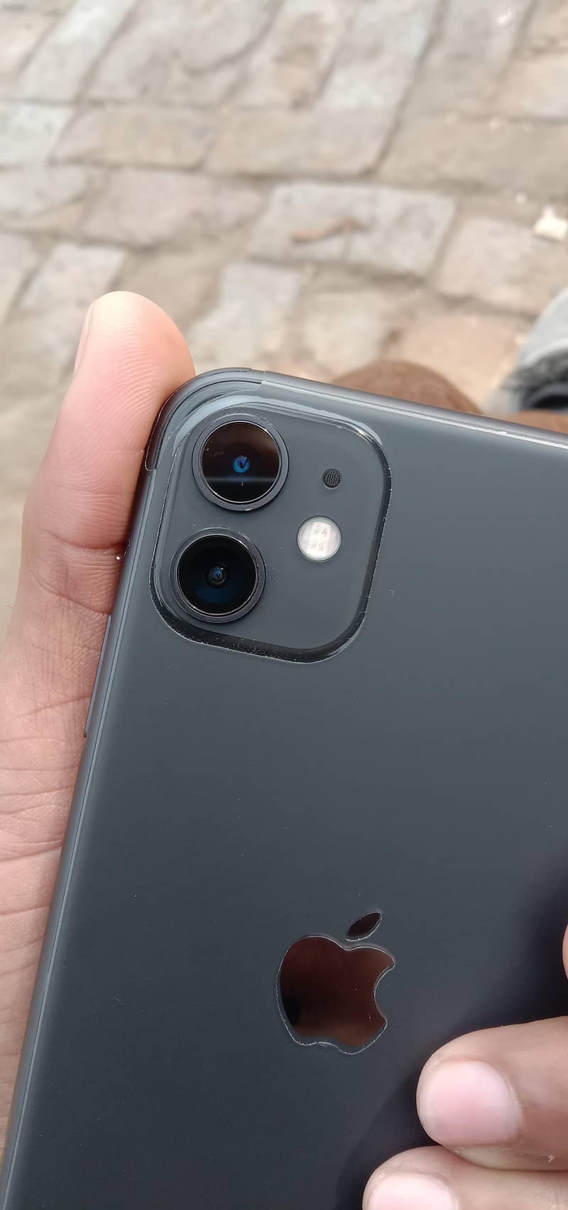 Apple iPhone 11 0