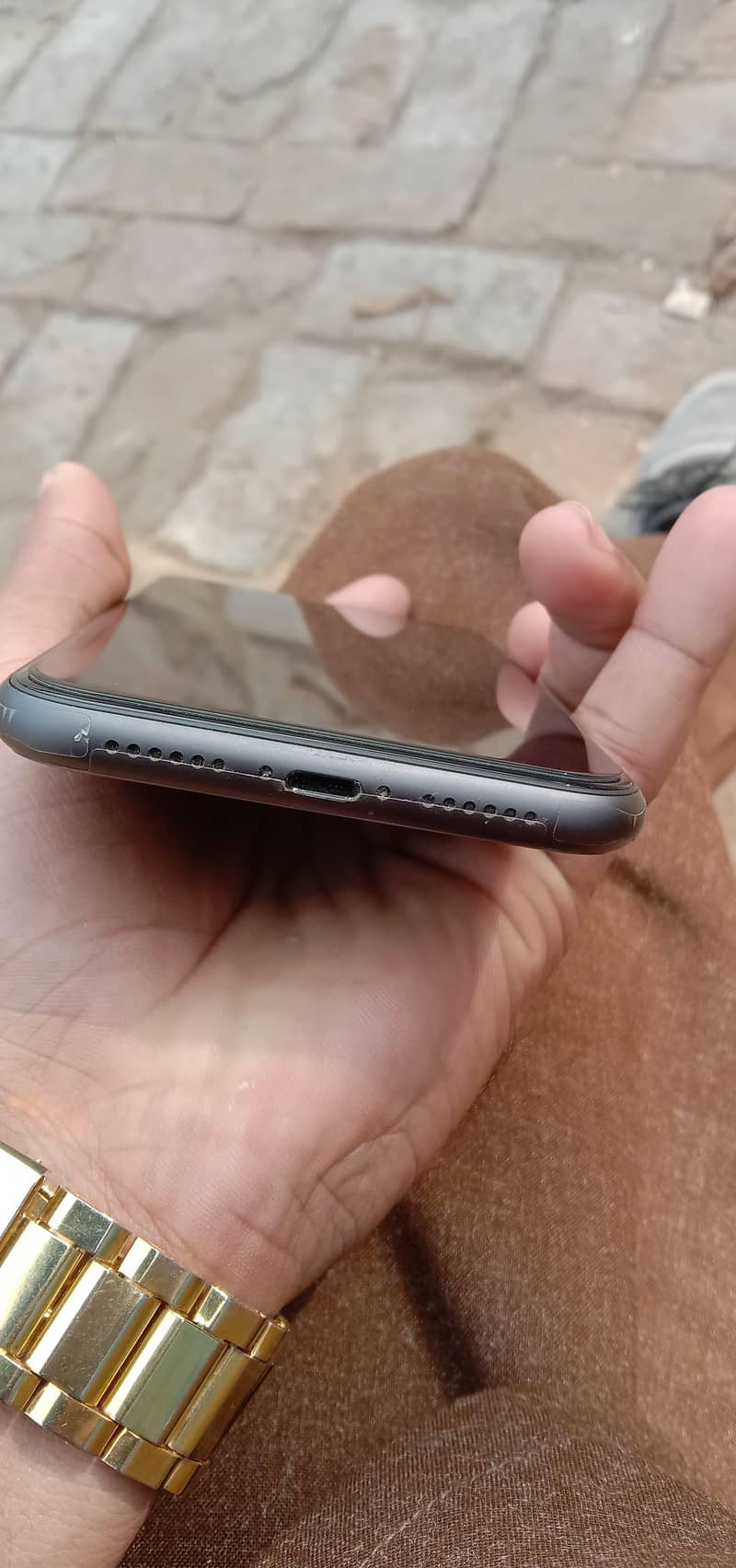 Apple iPhone 11 4