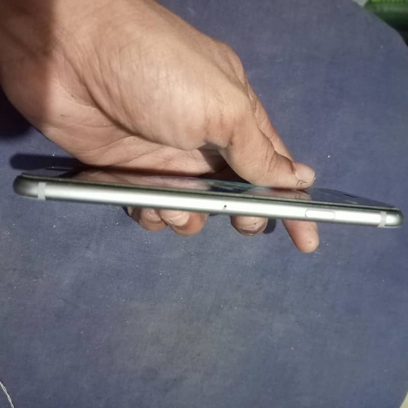 Apple iPhone 6 1