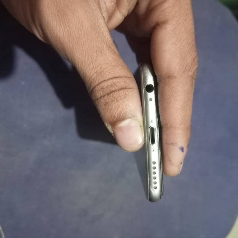Apple iPhone 6 2