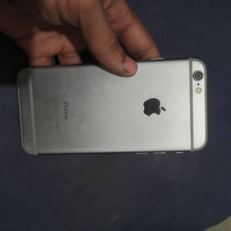 Apple iPhone 6 3