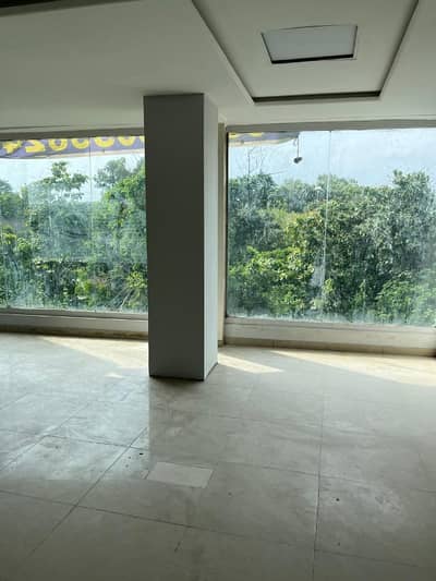 17500 Square Feet Commercial Office Floor In Brand-New Building
