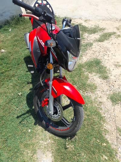 Honda CB 150F