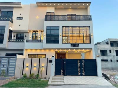 7.5 Marla Beautiful Luxury House For Sale In Buch Vilas Multan