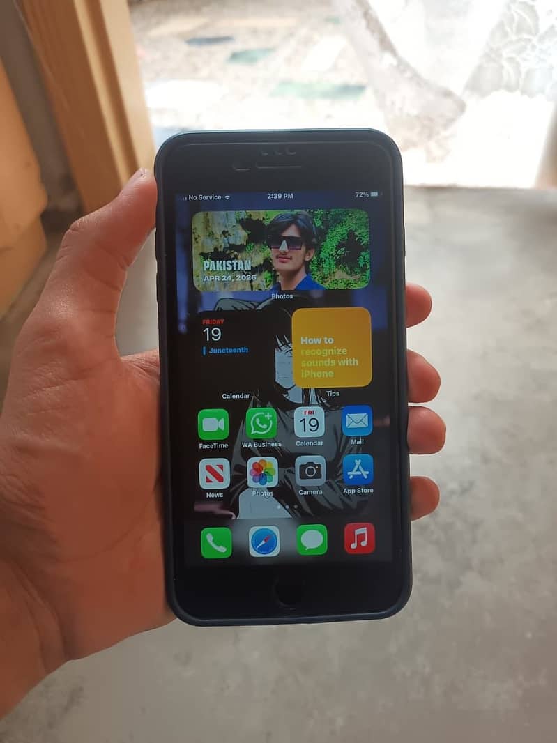 Apple iPhone 7 Plus 5