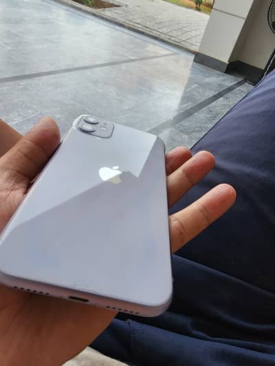 Apple iPhone 11