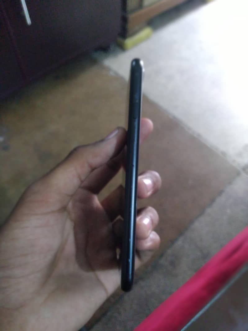 Apple iPhone SE 2