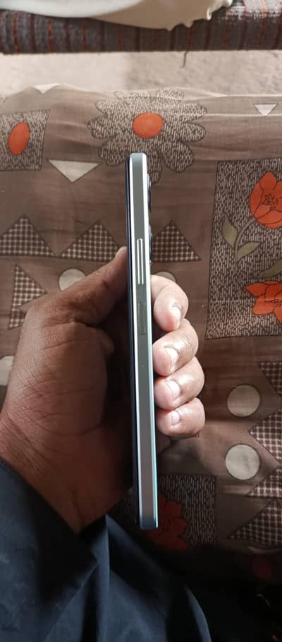 Vivo Y18