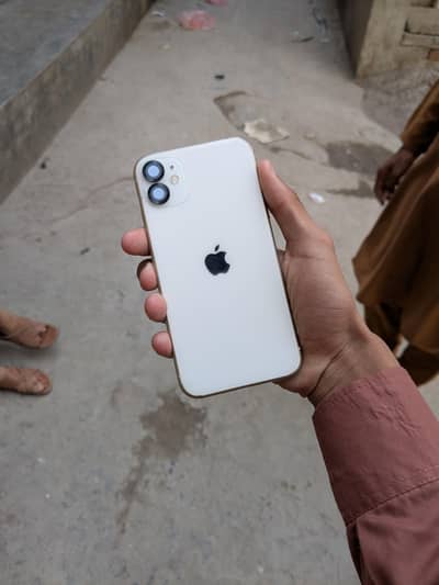 Apple iPhone 11