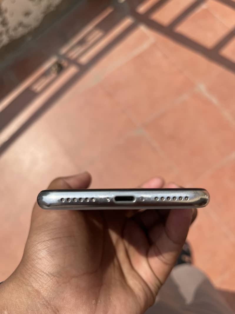 Apple iPhone X 2