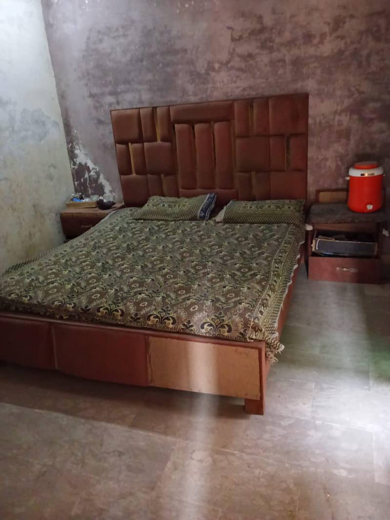king size bed 1