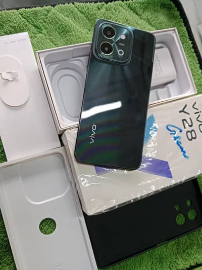 Vivo Y28.8/128 box charger